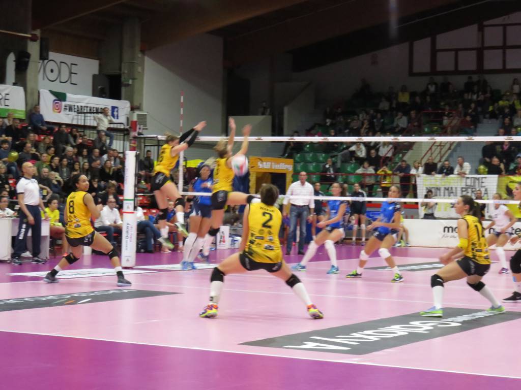 Sab Volley Legnano - Firenze