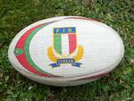 Pallone da rugby con logo federazione italiana rugby