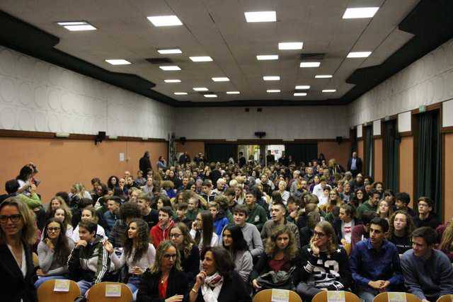 Valentina Vezzali al Liceo Galilei di Legnano