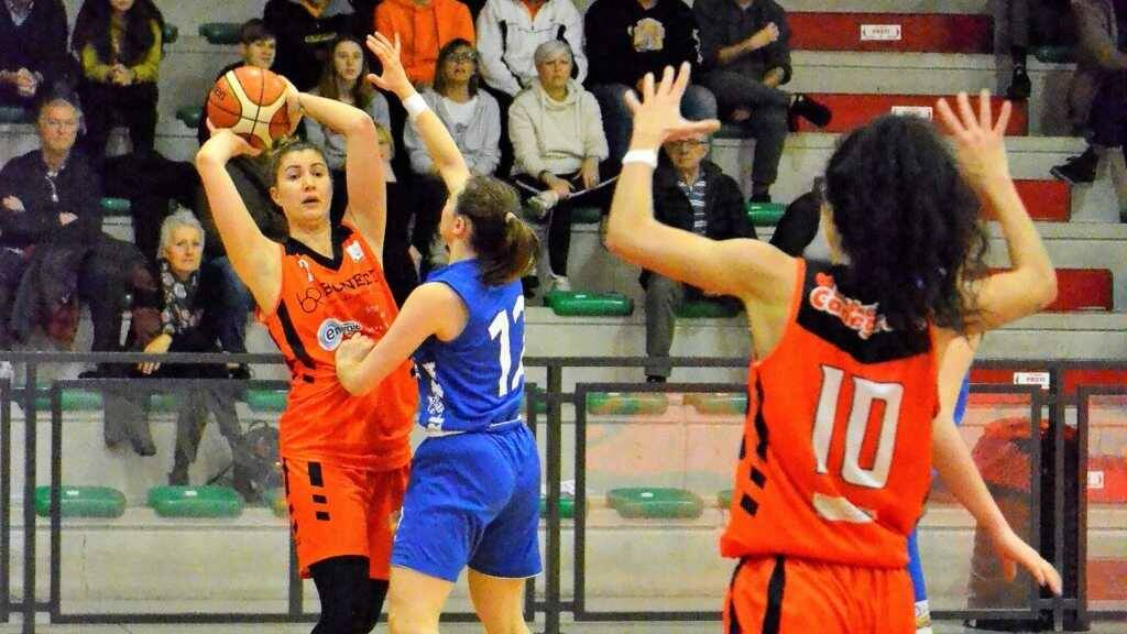 Bulldog Basket Canegrate-Brixia Brescia 56-55