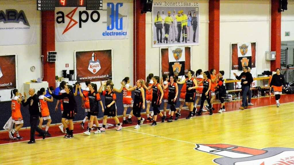 Bulldog Basket Canegrate-QSA Milano 61-45
