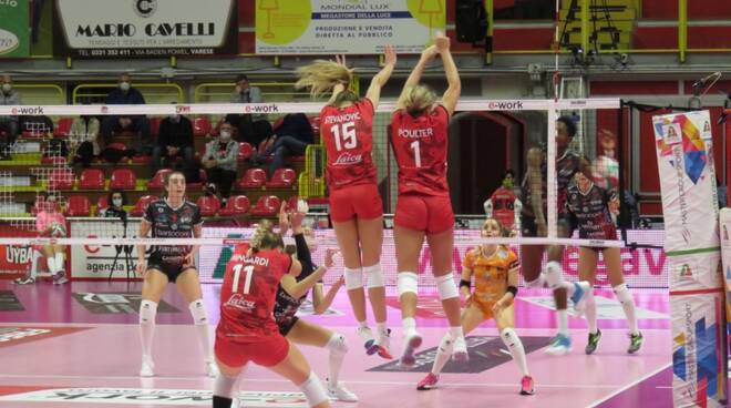 Uyba-Bartoccini Fortinfissi Perugia 3-0