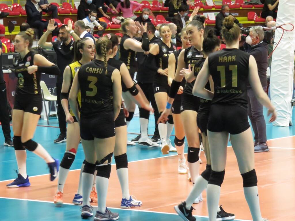 Uyba-VakifBank 0-3