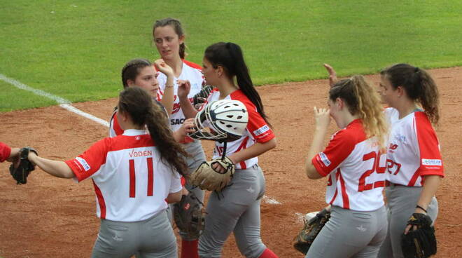 Legnano Softball-Nuove Pantere Lucca 10-0 7-0