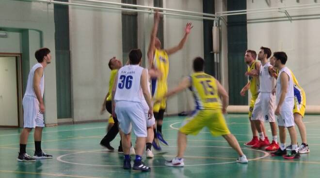 Siderea Basket Legnano…….Vittoria nel primo derby legnanese!