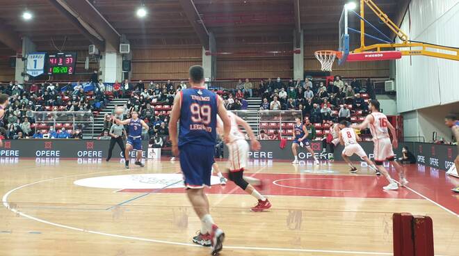 Knights Legnano-Pino Basket Firenze 75-80