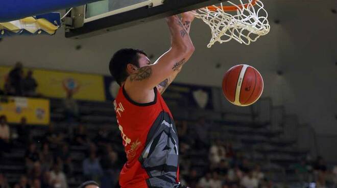 Basket Golfo Piombino - Knights Legnano 74-93